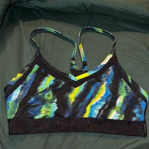 Women’s PINK sports bra
